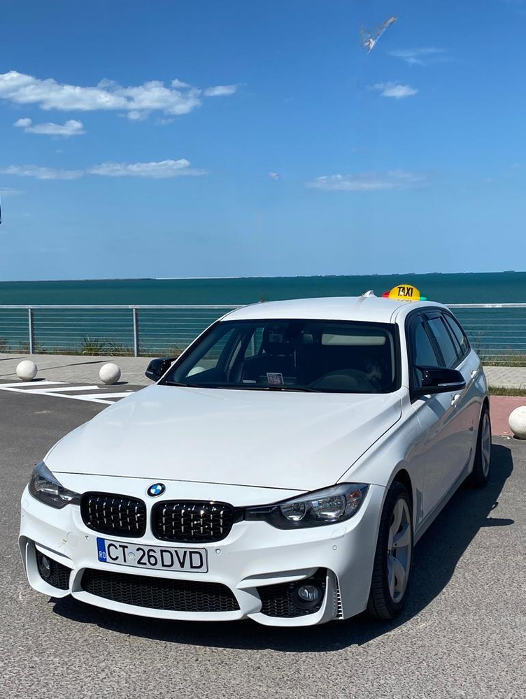Compania de taxi ce intreprinde transport persoane autorizat.